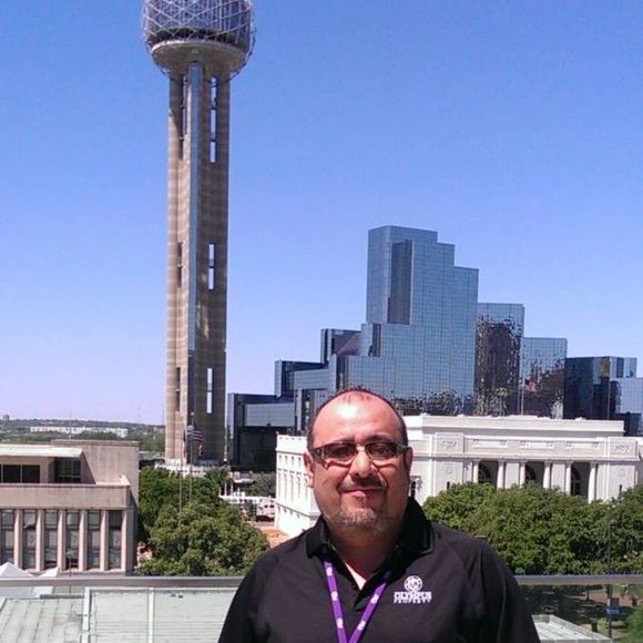 Meet your Posher, Carlos - Picture 1 of 1